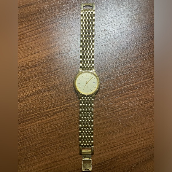Vintage Gold Citizen Watch in Case - Picture 4 of 4